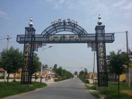 牌坊大門_鐵藝牌坊大門價(jià)格_牌坊大門廠家