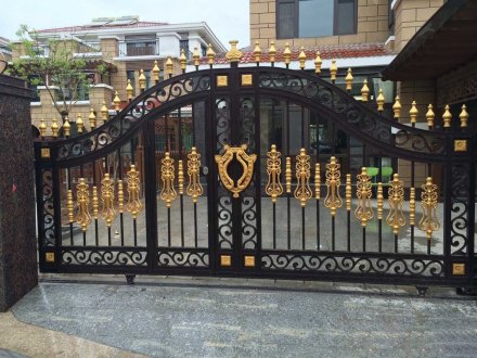 廊坊歐式鋁藝護(hù)欄怎么樣-安誠(chéng)護(hù)欄廠家