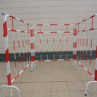 基坑護(hù)欄噴漆需要注意哪些問(wèn)題