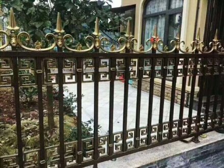 安慶新中式鋁合金護(hù)欄代理-安誠護(hù)欄廠家