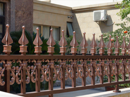 鋁藝護(hù)欄的安裝要求有哪些