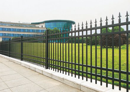 聊城鋁藝小區(qū)護欄什么價格-百度推薦